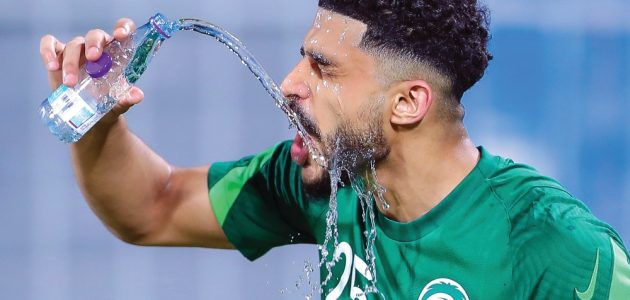 النصر يتخذ قرارًا حاسمًا بشأن انتقال عبدالإله العمري إلى الاتحاد في الدوري السعودي 1 النصر يتخذ قرارًا حاسمًا بشأن انتقال عبدالإله العمري إلى الاتحاد في الدوري السعودي