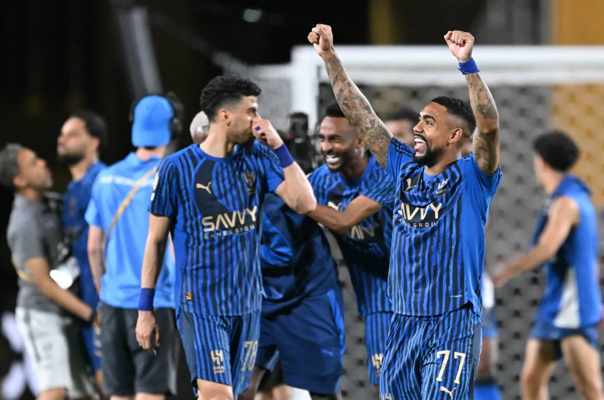 الهلال يتألق في الملعب: إنجازات مذهلة تعكس قوة الكرة السعودية وتألقها على الساحة العربية!