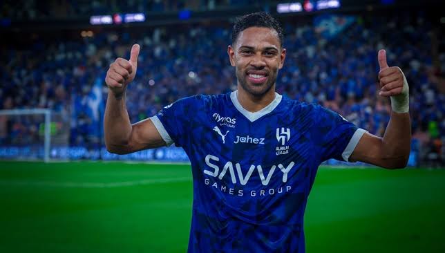 الهلال يتخذ قراراً مصيرياً بشأن مستقبل لودي في صفوف الفريق 1 الهلال يتخذ قراراً مصيرياً بشأن مستقبل لودي في صفوف الفريق