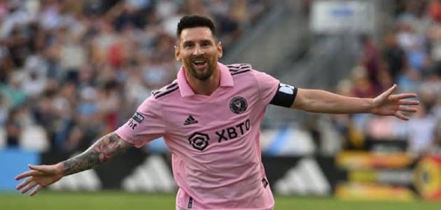 الهلال يستعد لصفقة تاريخية: هل ينضم ميسي إلى دوري روشن؟ 1 الهلال يستعد لصفقة تاريخية: هل ينضم ميسي إلى دوري روشن؟