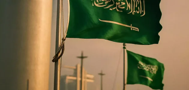 تحذيرات من خطر وشيك في السعودية تدفع المواطنين لوضع خطط هروب عاجلة 1 تحذيرات من خطر وشيك في السعودية تدفع المواطنين لوضع خطط هروب عاجلة