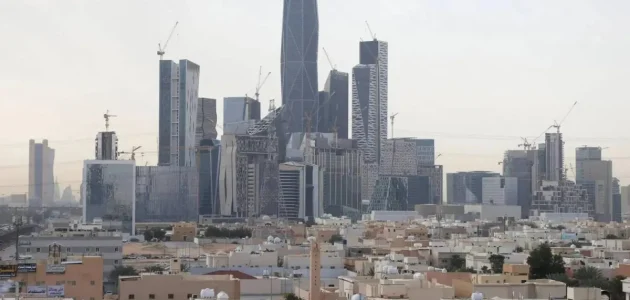 تملُّك الأجانب في السعودية: خطوة جديدة لتعزيز الاقتصاد وجذب الاستثمارات! 1 تملُّك الأجانب في السعودية: خطوة جديدة لتعزيز الاقتصاد وجذب الاستثمارات!
