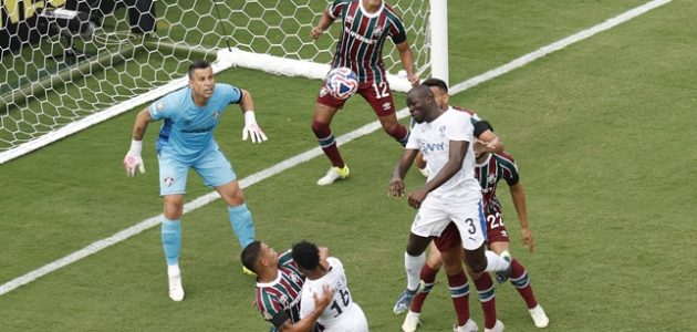 تياجو سيلفا يكشف أسرار تأهل الهلال لنصف نهائي المونديال: تصريحات مثيرة تثير الجدل! 1 تياجو سيلفا يكشف أسرار تأهل الهلال لنصف نهائي المونديال: تصريحات مثيرة تثير الجدل!