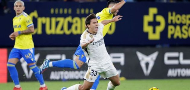 جونزالو جارسيا يكشف موقفه النهائي مع ريال مدريد بعد العروض المغرية من إنجلترا وإيطاليا 1 جونزالو جارسيا يكشف موقفه النهائي مع ريال مدريد بعد العروض المغرية من إنجلترا وإيطاليا
