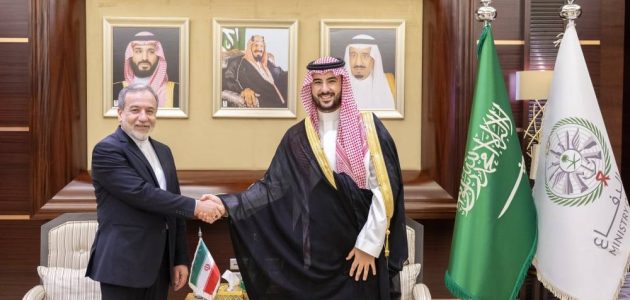 <p><strong>حصري: وزير الدفاع السعودي يلتقي نظيره الإيراني لتعزيز التعاون الأمني في المنطقة</strong></p> 1 حصري: وزير الدفاع السعودي يلتقي نظيره الإيراني لتعزيز التعاون الأمني في المنطقة