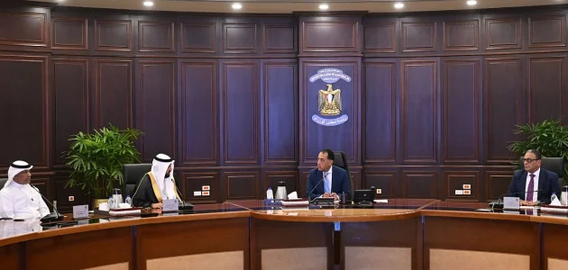رئيس الوزراء المصري يعقد اجتماعًا مع رئيس مجلس إدارة مجموعة "سمو القابضة" السعودية لتعزيز التعاون الاقتصادي بين البلدين 1 رئيس الوزراء المصري يعقد اجتماعًا مع رئيس مجلس إدارة مجموعة "سمو القابضة" السعودية لتعزيز التعاون الاقتصادي بين البلدين