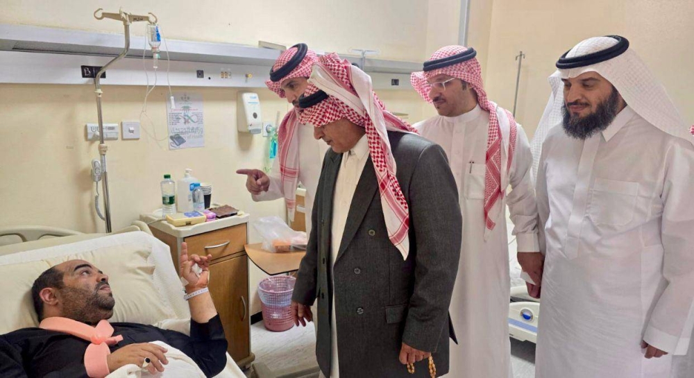 رئيس مركز بلّسمر يتفقد المصابين في حريق شعوف بلّسمر ويؤكد دعم الحكومة للمصابين
