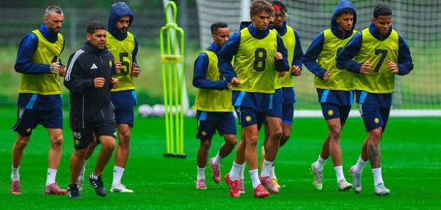 رونالدو وفيليكس يثيران الجدل قبل ودية النصر أمام تولوز 1 رونالدو وفيليكس يثيران الجدل قبل ودية النصر أمام تولوز