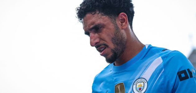 زميل مرموش السابق يختار البريميرليج على الهلال: صفقة مثيرة تثير الجدل في عالم كرة القدم! 1 زميل مرموش السابق يختار البريميرليج على الهلال: صفقة مثيرة تثير الجدل في عالم كرة القدم!