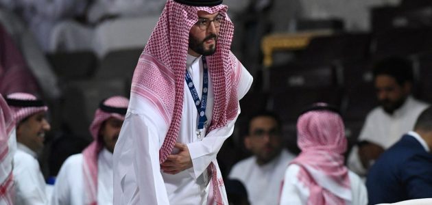 شرط جديد يغير قواعد اللعبة في رئاسة الأندية الأربعة الكبرى بالدوري السعودي 1 شرط جديد يغير قواعد اللعبة في رئاسة الأندية الأربعة الكبرى بالدوري السعودي
