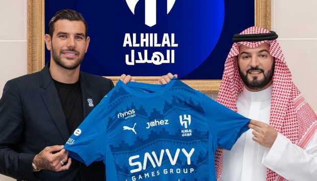 صفقة ثيو هيرنانديز تُدخل 11 نجمًا فرنسيًا إلى الدوري السعودي: مستقبل مشرق ينتظر الكرة العربية!