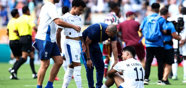 عايض مبخوت: احتفالات الجماهير كانت سبب هزيمة الهلال أمام فلومينينسي! 1 عايض مبخوت: احتفالات الجماهير كانت سبب هزيمة الهلال أمام فلومينينسي!