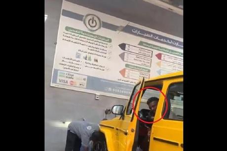 علي البليهي يكشف عن موقفه من سؤال محرج طرحه أحد المشجعين في لقاء مباشر