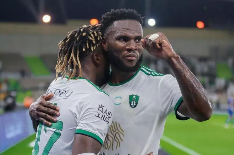 فيورنتينا يسعى لتسريع إتمام صفقة كيسيه في سوق الانتقالات