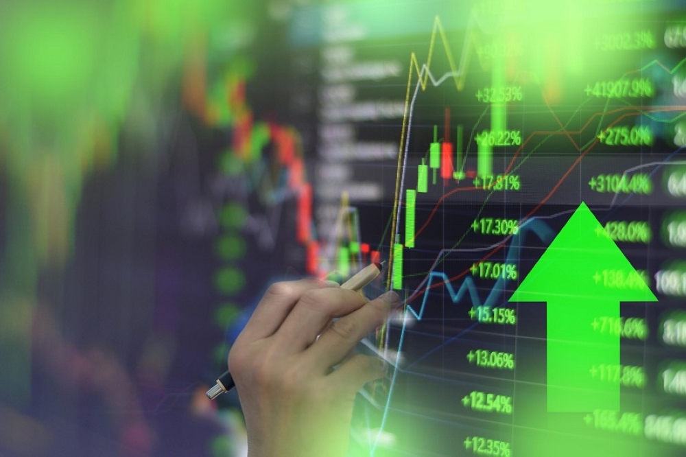 مؤشر سوق الأسهم السعودية يسجل ارتفاعًا بنسبة 1% في ختام تداولات الأربعاء