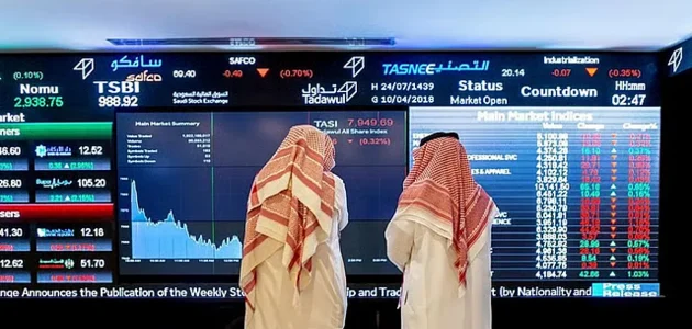 مؤشر سوق الأسهم السعودية يسجل انخفاضًا مع تداولات تصل إلى 4.9 مليار ريال 1 مؤشر سوق الأسهم السعودية يسجل انخفاضًا مع تداولات تصل إلى 4.9 مليار ريال