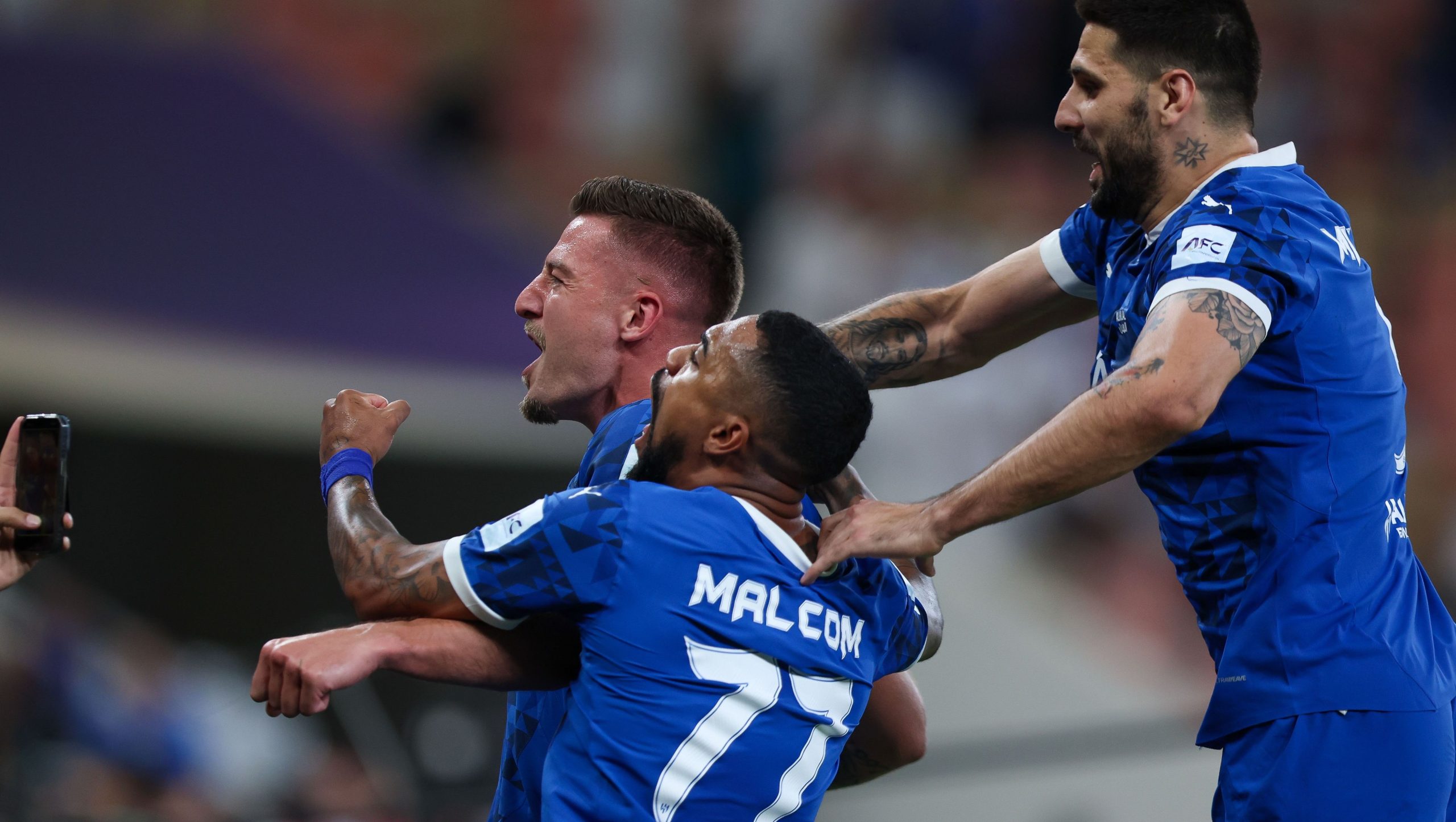 مانشستر سيتي يحتفي بثنائي الهلال في إنجاز تاريخي: المئوية الأولى!