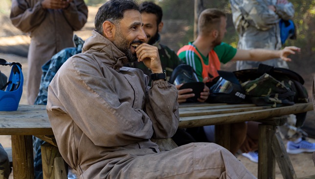 مهاجم برشلونة السابق يوقع عقداً مع نادي الاتفاق السعودي في صفقة مثيرة 1 مهاجم برشلونة السابق يوقع عقداً مع نادي الاتفاق السعودي في صفقة مثيرة