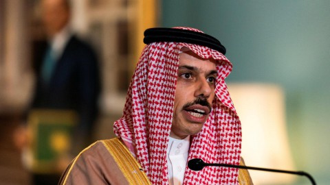 <p><strong>وزير خارجية السعودية يدعو لوقف فوري لإطلاق النار في غزة ويكشف عن خطوات تاريخية نحو إقامة الدولة الفلسطينية</strong></p> 1 وزير خارجية السعودية يدعو لوقف فوري لإطلاق النار في غزة ويكشف عن خطوات تاريخية نحو إقامة الدولة الفلسطينية
