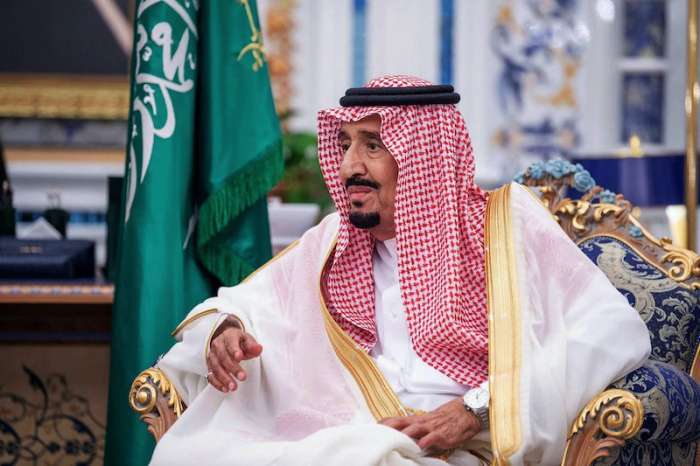 أوامر ملكية سعودية تطيح بمسؤولين بارزين في تغييرات إدارية جديدة