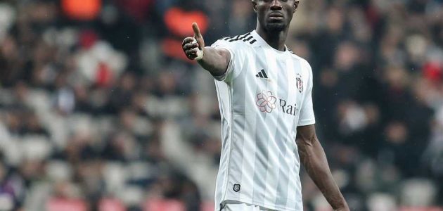إريك بايلي ينضم إلى ريال أوفييدو بعد تعثر انتقاله إلى الدوري السعودي 1 إريك بايلي ينضم إلى ريال أوفييدو بعد تعثر انتقاله إلى الدوري السعودي