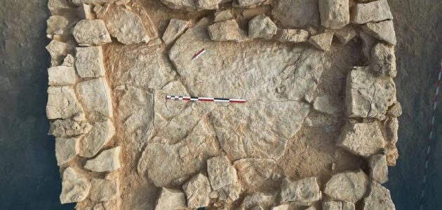 اكتشاف آثار فخارية وأدوات حجرية تعود إلى 50 ألف سنة في السعودية يكشف أسرار الحضارات القديمة 1 اكتشاف آثار فخارية وأدوات حجرية تعود إلى 50 ألف سنة في السعودية يكشف أسرار الحضارات القديمة