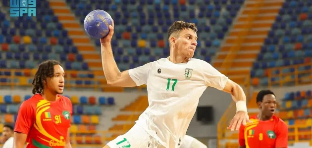 الأخضر الناشئ لكرة اليد يدخل قائمة أفضل 16 منتخبًا عالميًا و"العبيدي" يتصدر قائمة الهدافين على مستوى العالم 1 الأخضر الناشئ لكرة اليد يدخل قائمة أفضل 16 منتخبًا عالميًا و"العبيدي" يتصدر قائمة الهدافين على مستوى العالم