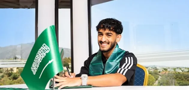 الاتفاق السعودي يعلن رسمياً عن انضمام اللاعب زياد الغامدي إلى صفوفه 1 الاتفاق السعودي يعلن رسمياً عن انضمام اللاعب زياد الغامدي إلى صفوفه
