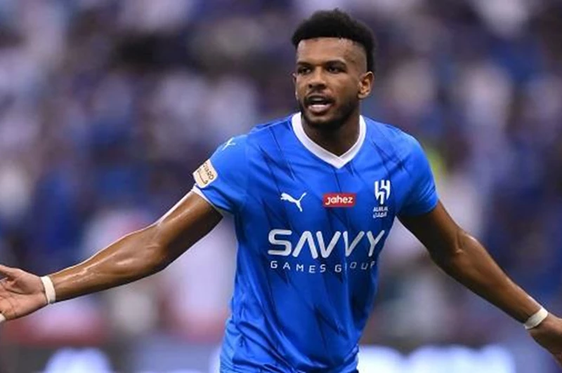 البليهي يتغيب عن تدريبات الهلال استعدادًا لمواجهة بالينجن الودية