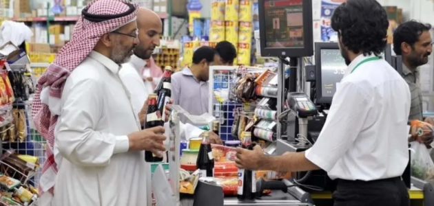 التضخم في السعودية ينخفض إلى 2.1% خلال يوليو 2025، مما يعكس استقرار الاقتصاد الوطني 1 التضخم في السعودية ينخفض إلى 2.1% خلال يوليو 2025، مما يعكس استقرار الاقتصاد الوطني