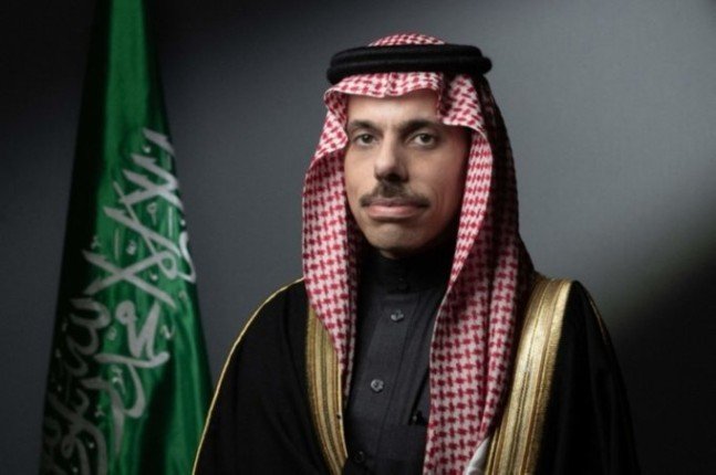 السعودية وفرنسا تتباحثان هاتفياً حول مستجدات الأوضاع في غزة