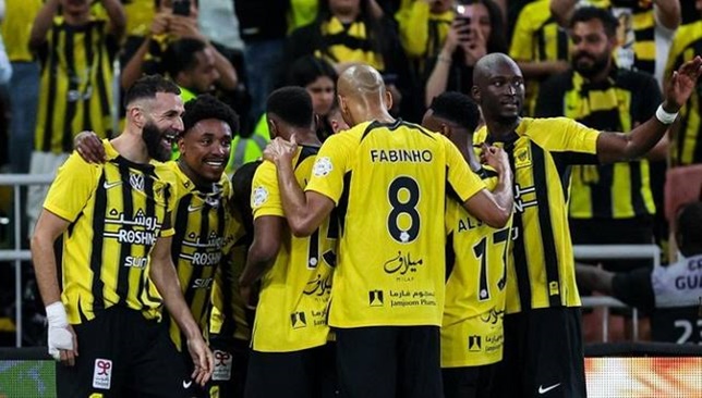 الشباب يقدم عرضاً تبادلياً مغرياً لنادي الاتحاد لتعزيز صفوفه