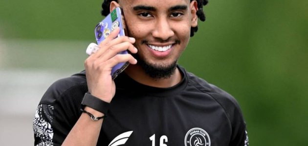 الشبابيون يعبّرون عن حماسهم في أغنية جديدة بعنوان 'مشتاقين يا بطل' 1 الشبابيون يعبّرون عن حماسهم في أغنية جديدة بعنوان 'مشتاقين يا بطل'