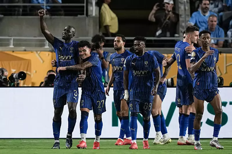 الهلال السعودي يطلق استعداداته للموسم الجديد بخطط طموحة وتعاقدات استراتيجية
