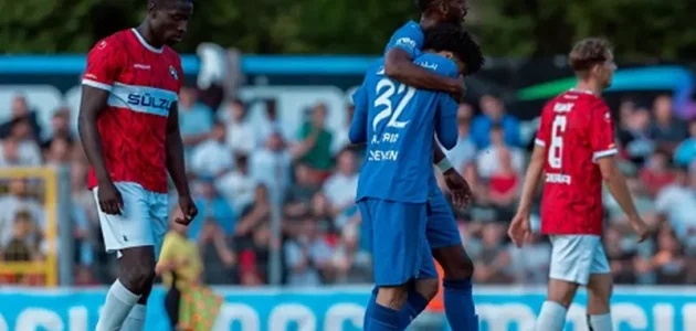 الهلال يحقق انتصاراً كبيراً على بالينجن الألماني في مباراة ودية مثيرة 1 الهلال يحقق انتصاراً كبيراً على بالينجن الألماني في مباراة ودية مثيرة