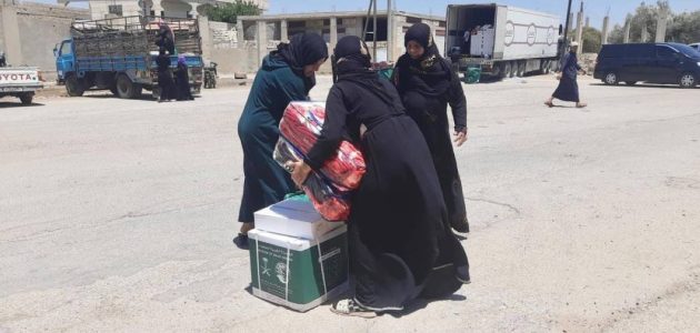 سلمان للإغاثة تقدم 242 سلة غذائية للنازحين في السويداء 1 سلمان للإغاثة تقدم 242 سلة غذائية للنازحين في السويداء