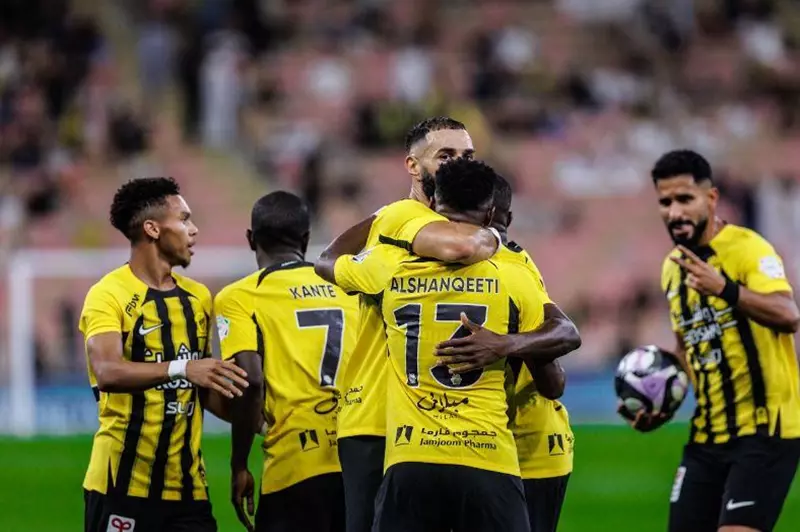 لاعب اتحاد جدة يتمسك بالبقاء ويرفض الانتقال على سبيل الإعارة 1 لاعب اتحاد جدة يتمسك بالبقاء ويرفض الانتقال على سبيل الإعارة