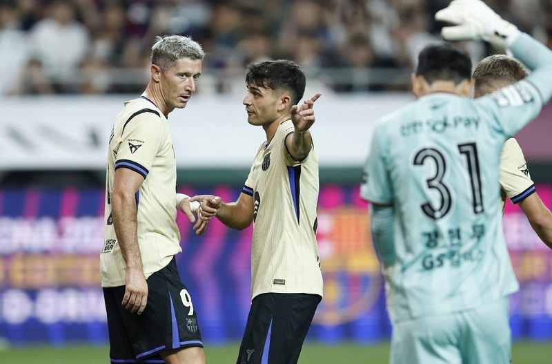ليفاندوفسكي يكشف موقفه النهائي من الانتقال إلى الدوري السعودي