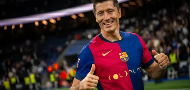 مهاجم برشلونة يتلقى عرضاً مغرياً للانتقال إلى الدوري السعودي 1 مهاجم برشلونة يتلقى عرضاً مغرياً للانتقال إلى الدوري السعودي