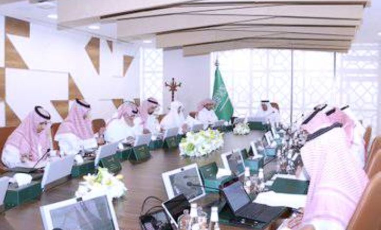 آل الشيخ يتولى رئاسة الاجتماع الـ46 لهيئة أموال القاصرين في السعودية 1 آل الشيخ يتولى رئاسة الاجتماع الـ46 لهيئة أموال القاصرين في السعودية