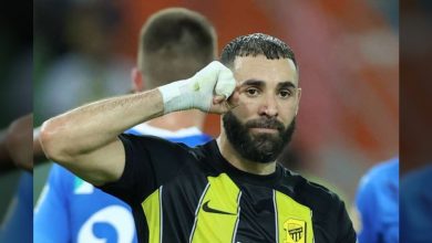 إصابة كريم بنزيما تهدد غيابه عن مواجهة الاتحاد والفتح في الدوري السعودي
