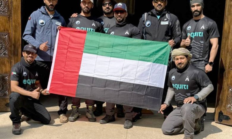 إماراتيون يتسلقون قمة كليمنجارو ويحققون إنجازًا وطنيًا تاريخيًا!