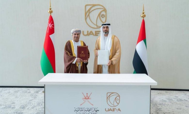 "الإمارات وعُمان تتعاونان لتعزيز الرقابة: شراكة جديدة تفتح آفاقاً واسعة للتنمية"