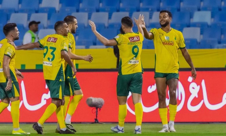 الخليج يحقق انطلاقة قوية في دوري روشن بفوز ساحق على الفيحاء 1 الخليج يحقق انطلاقة قوية في دوري روشن بفوز ساحق على الفيحاء