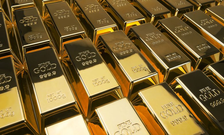 الذهب يحقق قفزة تاريخية ويقترب من 3700 دولار للأوقية: ماذا يعني ذلك للمستثمرين؟