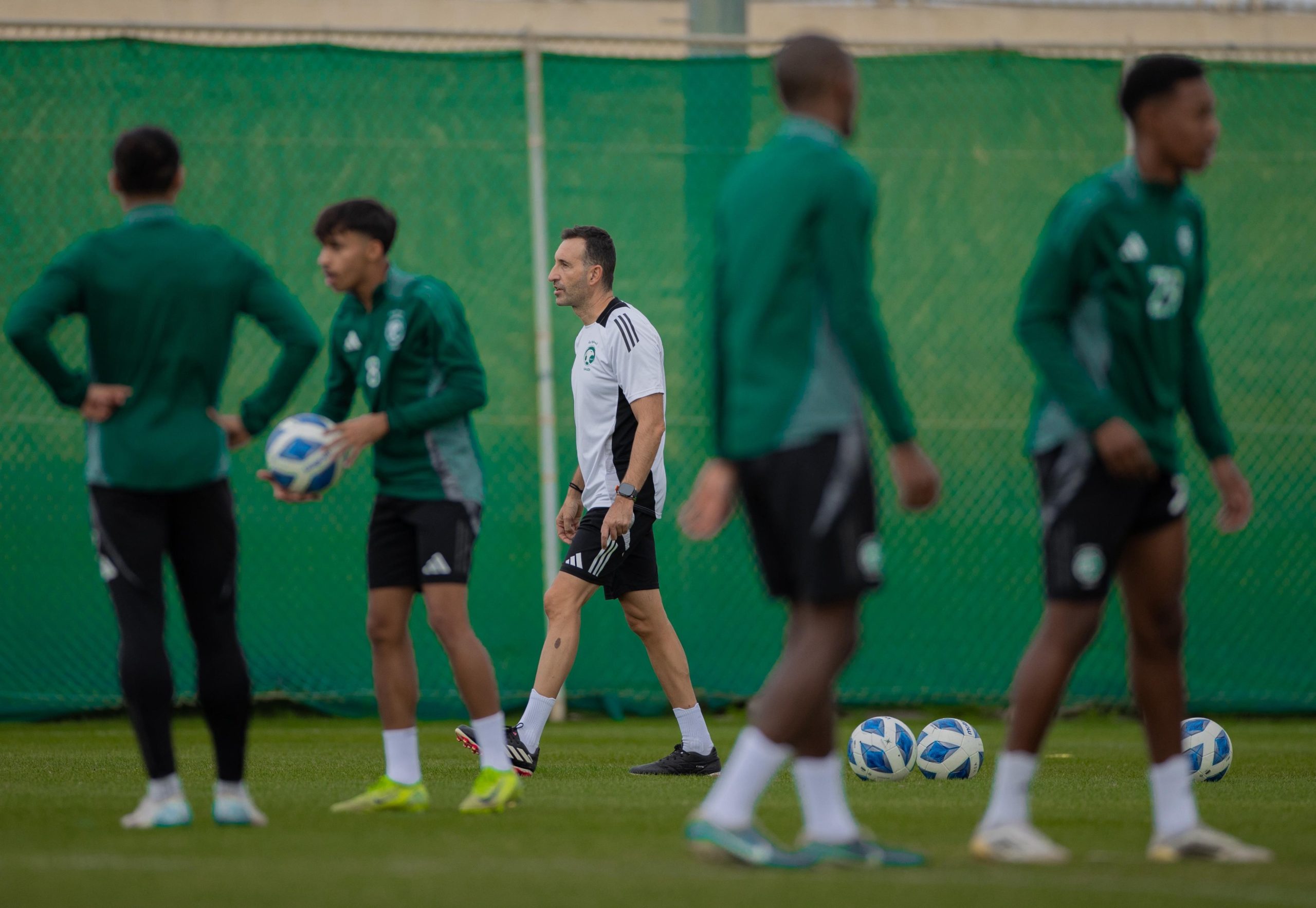 السعودية تتحدى قطر في مباراة حاسمة ضمن كأس الخليج تحت 20 عاماً في تمام الساعة 4:30 مساءً