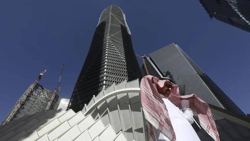 السعودية تحقق 5.5 مليار دولار من إصدار صكوك دولية لأجل 5 و10 سنوات لتعزيز الاقتصاد الوطني