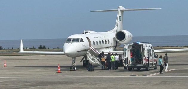 السفارة السعودية في تركيا تنظم إجلاء طبي لمواطنين إلى المملكة لاستكمال علاجهم 1 السفارة السعودية في تركيا تنظم إجلاء طبي لمواطنين إلى المملكة لاستكمال علاجهم