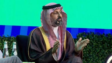 السوق السعودية تحقق توازنًا مثيرًا في التداولات بين الأفراد والمؤسسات بنسبة 50% لكل منهما