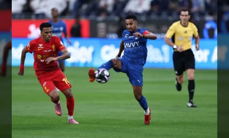 القادسية يحقق تعادلاً مثيرًا أمام الهلال في مباراة مثيرة بالدوري السعودي 1 القادسية يحقق تعادلاً مثيرًا أمام الهلال في مباراة مثيرة بالدوري السعودي
